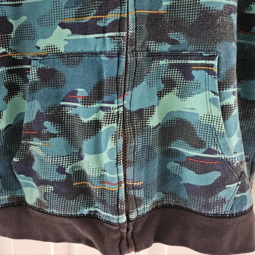 Lands End vibrant blue